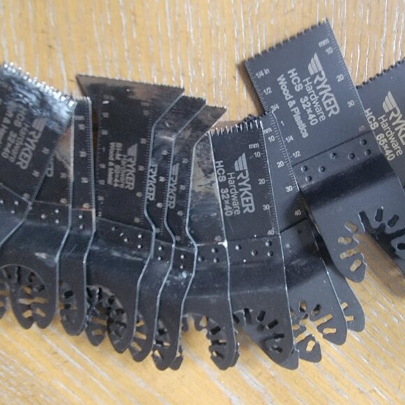 Genesis Multi-Purplose Oscillating Tool and Ryker Hardware 15-Piece Saw Blades - Picture 8 of 10